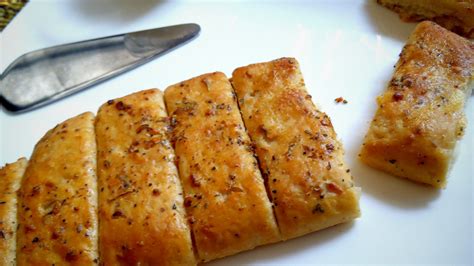 dominos garlic breadsticks recipe  bliss  baking