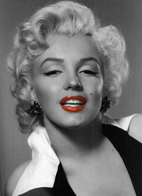 Pin By Danny On Celebrities Marilyn Monroe Hair