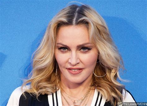 madonna promises oral sex to anyone who votes for hillary