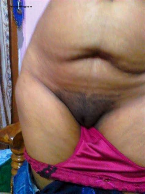 mallu teacher pulling down undies showing ass cheeks and pussy teaser pics