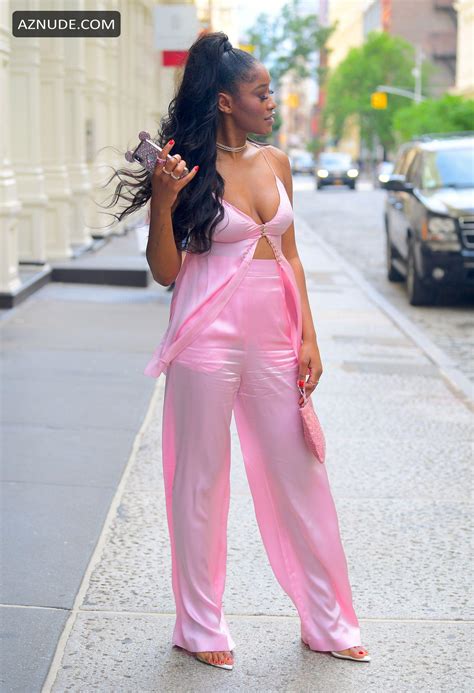 Keke Palmer Sexy Shopping In Soho On Wednesday Looking Stunning In A