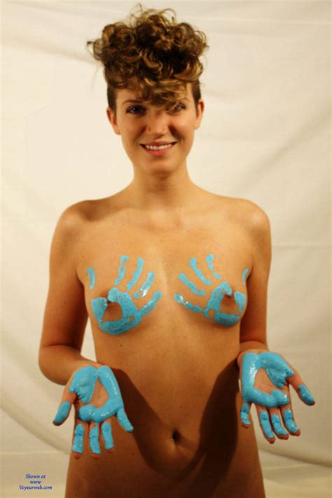 Finger Painting Including Tits July 2015 Voyeur Web