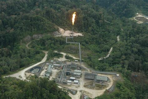 Oil Rig In The Southern Highlands Province Png Abc News Australian