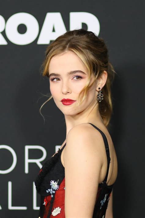 Zoey Deutch Is A Straight Up Stunner — That Is All Thank