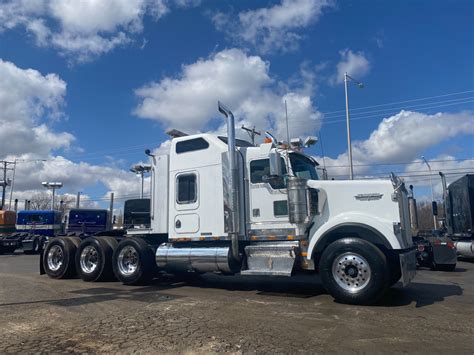 kenworth   sale sold midwest truck group stock