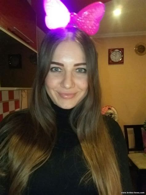 vika girls of ukraine profiles of girls dating introduction