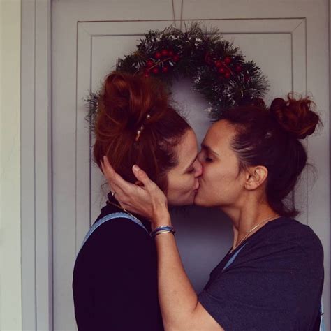 Ju And Mat Cute Lesbian Couples Lesbians Kissing Lesbian Couple