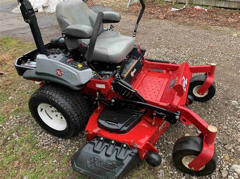 exmark lazer  commercial  turn whp efi    month lawn mowers  sale