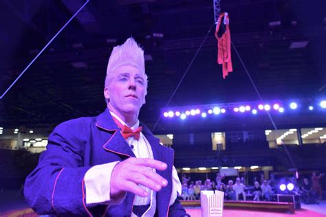 super american circus   circus tradition alive