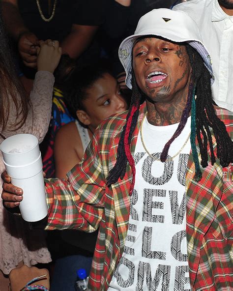 Lil Wayne Still Drinks Sizzurp Even Life Threatening Seizures Won’t