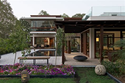 timeless contemporary house  india  courtyard zen garden