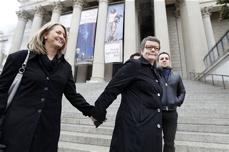 supreme court hears landmark gay marriage case