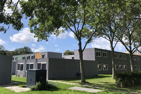 flexwoningen voor spoedzoekers op huidig terrein azc rijswijk lokaal  nieuws