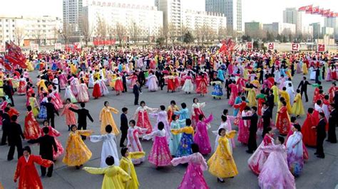 North Koreans Hold Open Air Dances In Pyongyang As Tensions Rise