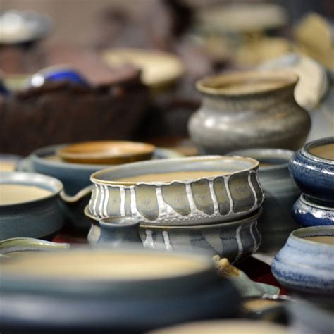 glaze pottery guide  ceramics glazing  crucible