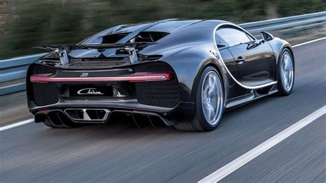 nea epoxh twn supercars bugatti chiron