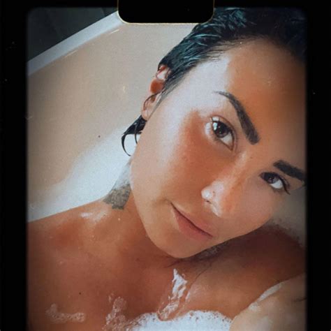 Demi Lovato Says They Feel The Sexiest In The Bathtub Without Makeup
