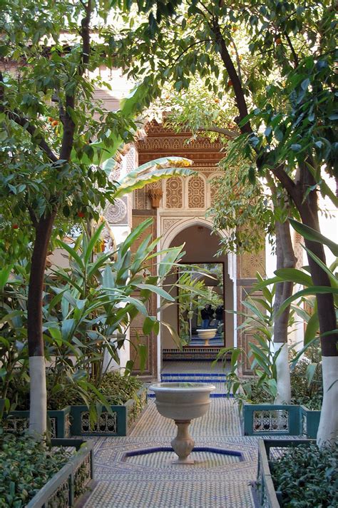 bahia palace courtyard  courtyard   bahia palace ma flickr