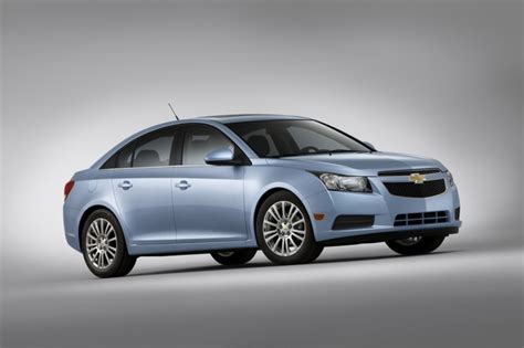 review chevrolet cruze eco automatic wired