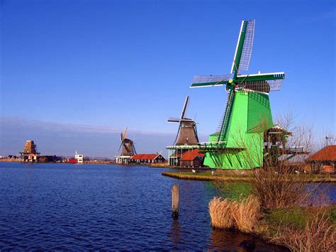 windmills   standing   netherlands