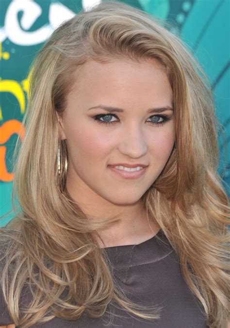 Celebrity Biography And Photos Emily Osment
