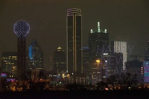 dallas welcomed   texas   years eve