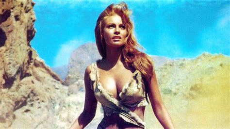 The Best Hourglass Bodies Of All Time Marilyn Monroe Ursula Andress