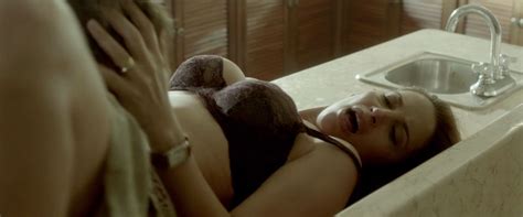 Nude Video Celebs Laura Ramos Sexy Four Seasons In Havana S01e02 2016