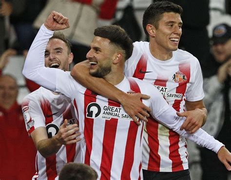 klub juara divisi utama liga inggris  championship