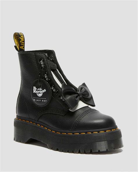 dr martens womens sinclair lazy oaf leather platform boots  black modesens