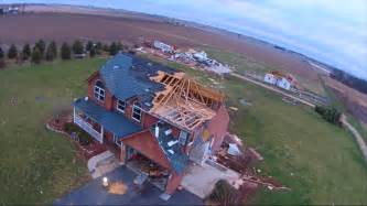 onlookers capture deadly illinois tornado ravaging  mile path