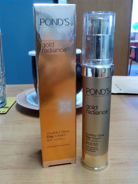 review kosmetik ponds gold radiance day cream spf