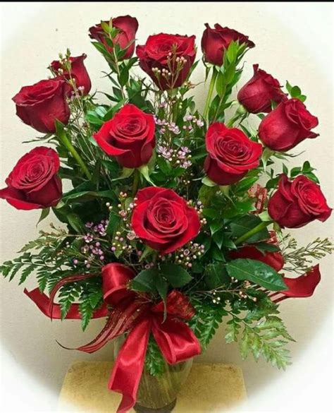 imagenes de ramos de rosas rojas  san valentin