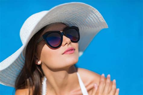8 top benefits of wearing the sunglasses seriable