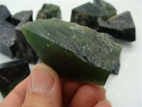 serpentine mineral green serpentine stone gems  mail