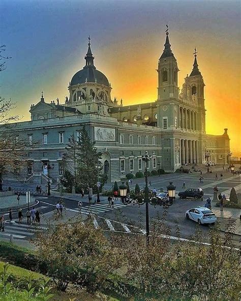 pin de sunny thomas en cathedral catedral lugares maravillosos ciudades