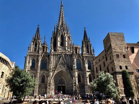 barcelona cathedral            barcelona