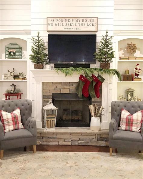popular christmas fireplace mantel decorations