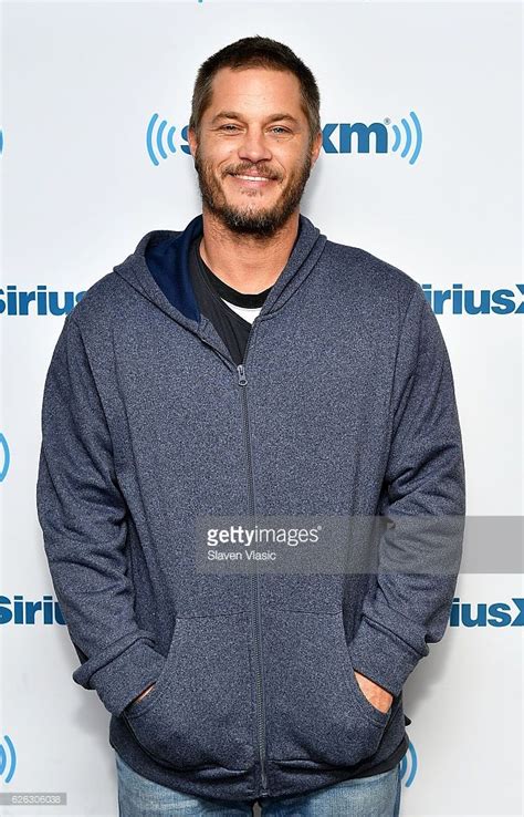 pin on travis fimmel in ny 11 28 29 16