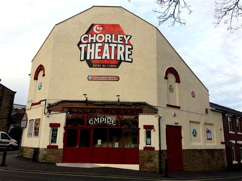 chorley theatre manfords comedy club