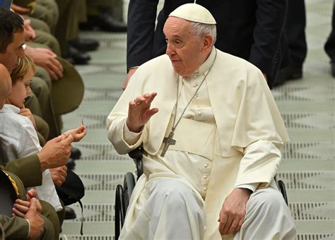 el futuro del papa genera preocupacion  especulaciones