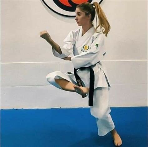 Pin By John Gavin On Martial Arts Women Women Karate Female Martial