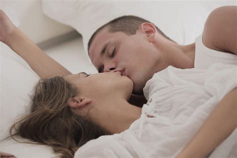 couple wakes up and fucks on a peaceful weekend morning in