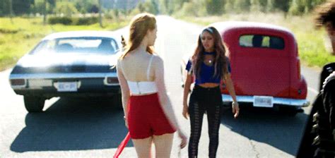 ‘riverdale fans think cheryl blossom is going to date toni topaz