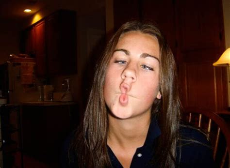 hot girls making funny faces 64 pics