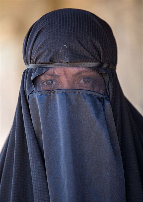 hijab niqab burqa en  rostros