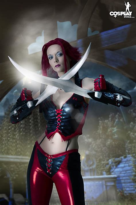beautiful redhead cosplayer lana makes your fantasy come