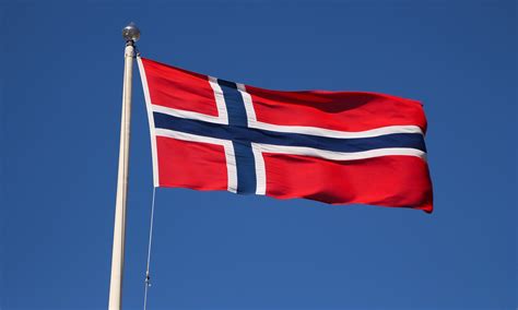 norwegian flag american flag  pixabay