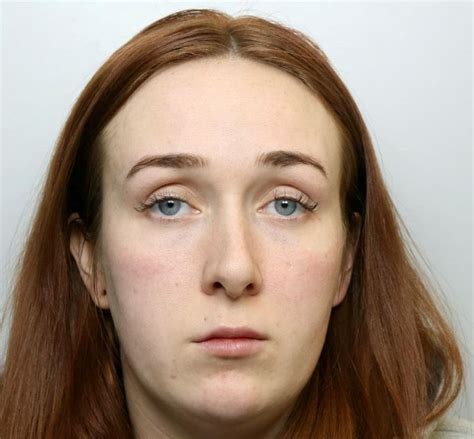 female prison officer who sent sex pictures to teenage inmates is jailed