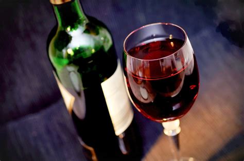 pourquoi les bouteilles de vin font historiquement    pas  litre